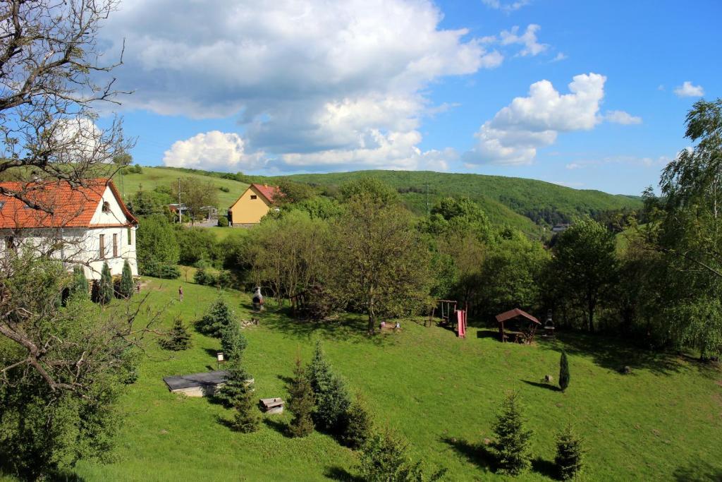 Penzion Kremenisko Banská Štiavnica Kültér fotó